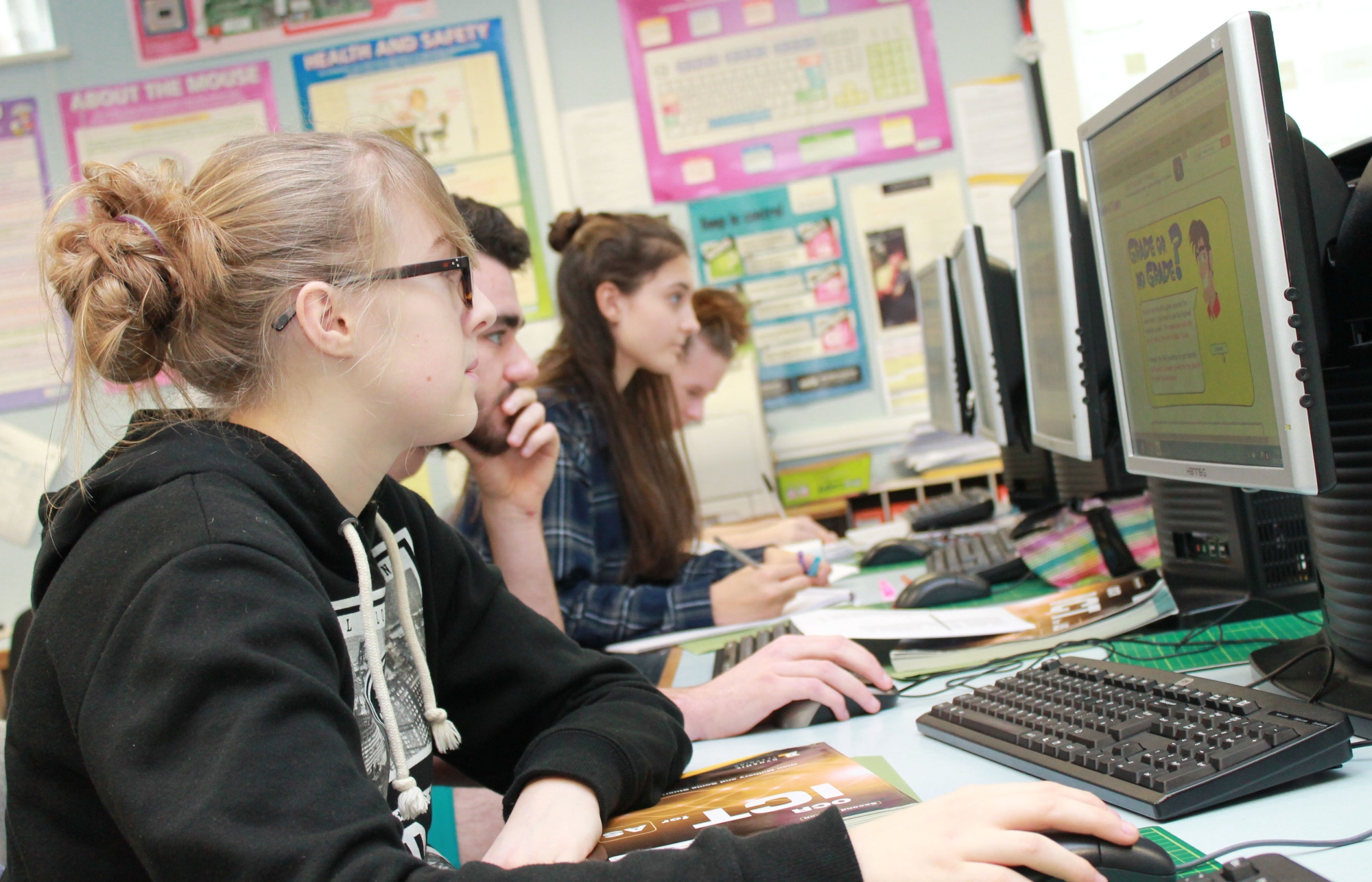 Best essays review